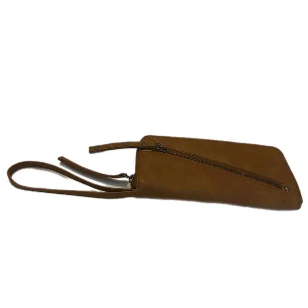 Free People Distressed Vegan leather Wallet/ Wristlet‎ brown- NWT